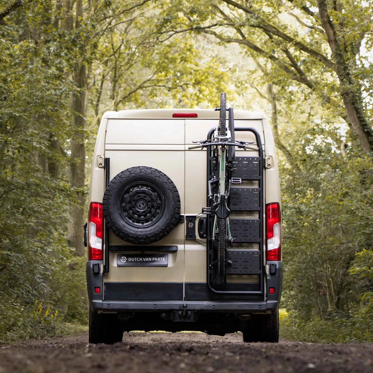 Tire Carrier Fiat Ducato - installed context 5