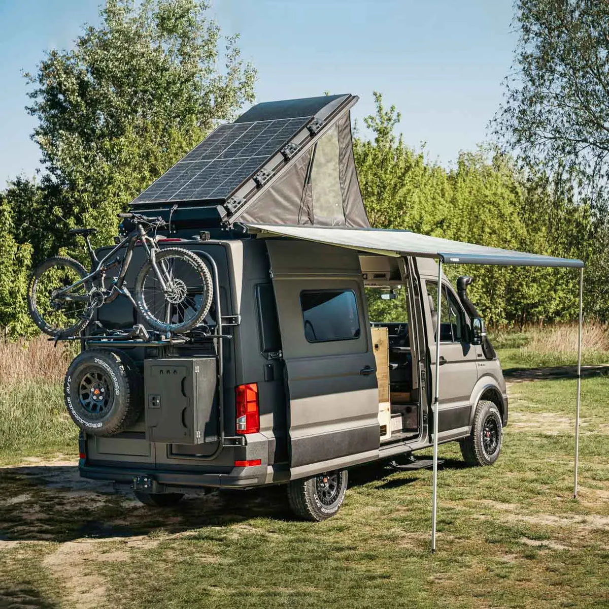 Cargo Box 700 - installed context 6