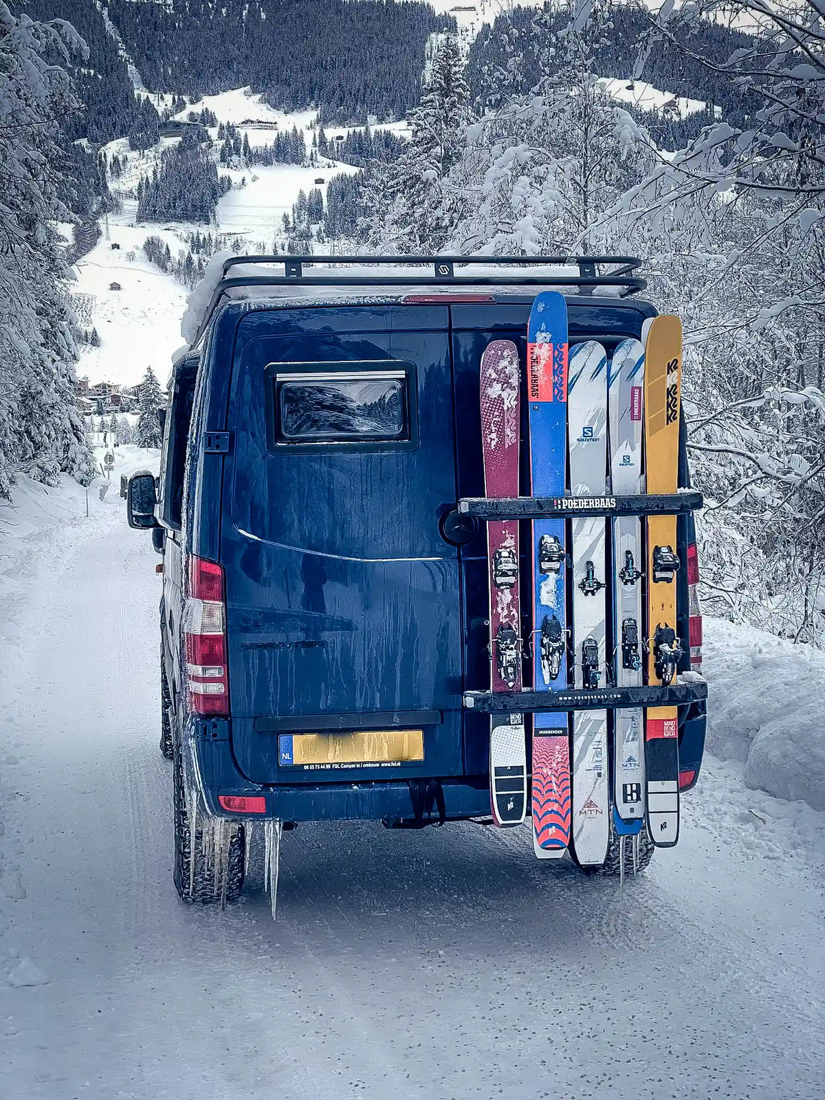 Cargo Ladder H1 Sprinter - angle 2
