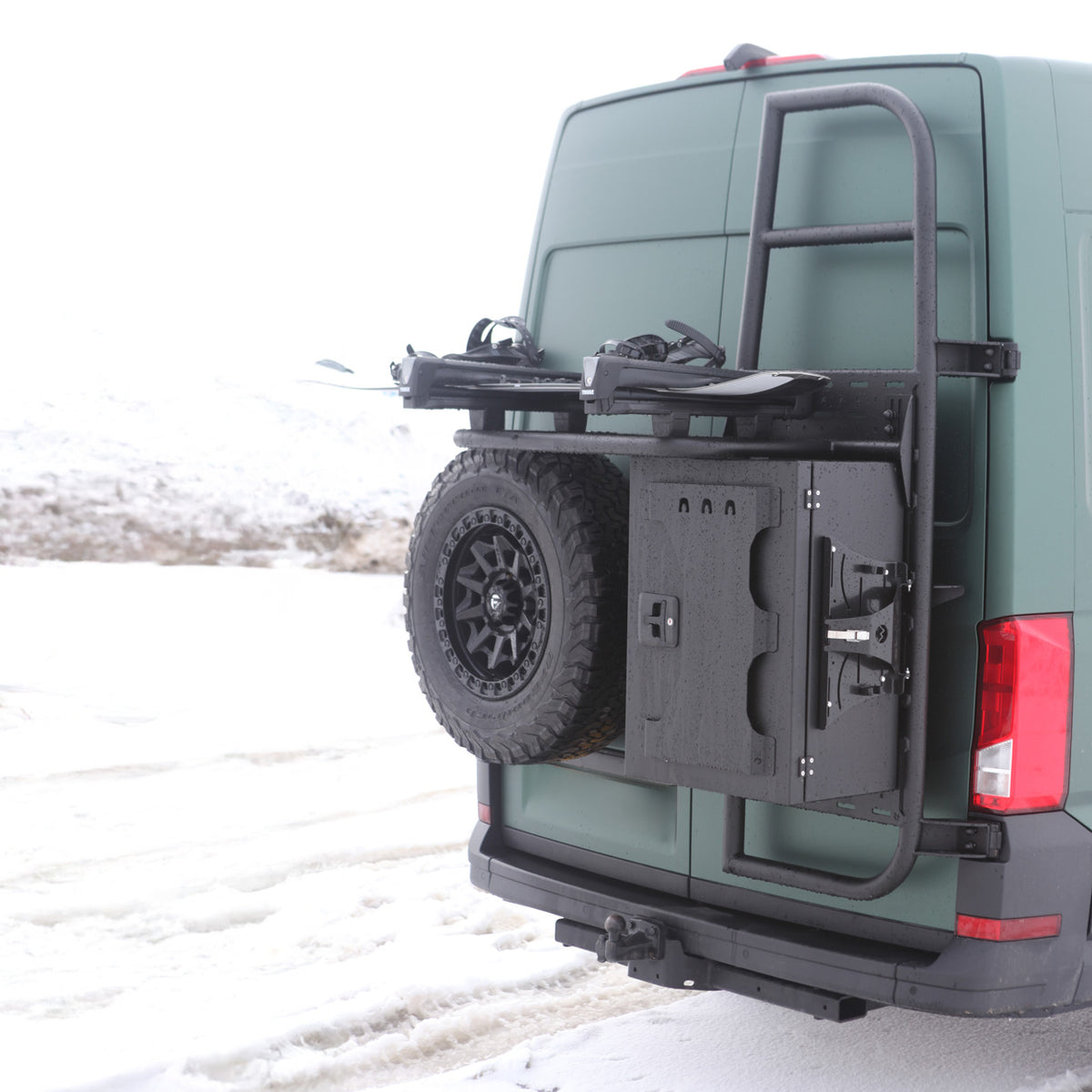 Sequoia Rear Exterior Package Deal for Volkswagen Crafter 2017+ – image 3